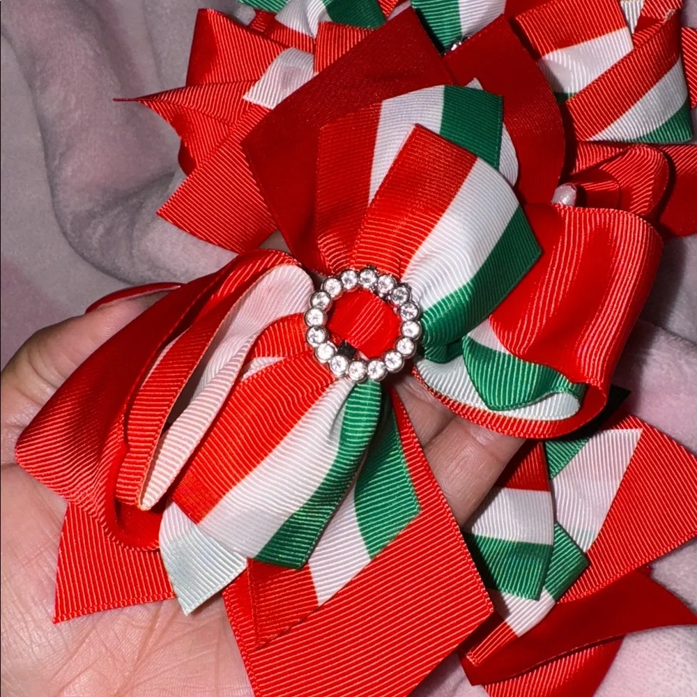 New‎ Festive Red, Green, and White Hair Bows